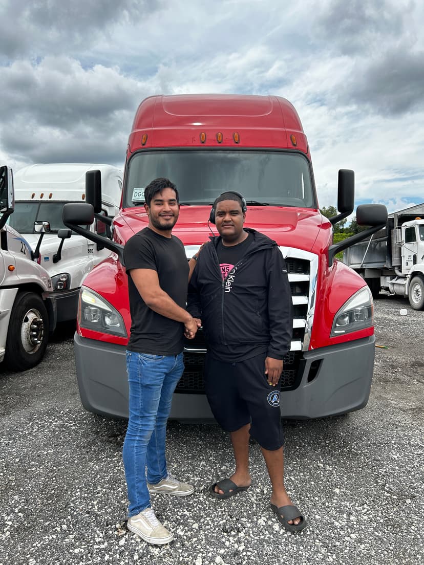 Yamil Morales CEO of MorPro with fleet owner at Patagonia Trucks facility